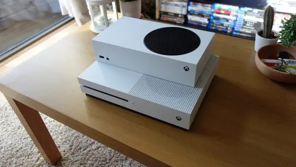 Is the Xbox Series S Truly Under powered? | Microsoft Design Flop
