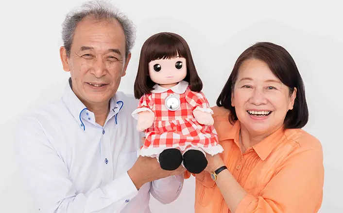 Ami-Chan, the Japanese Doll with Artificial Intelligence That Accompanies Lonely Grandparents