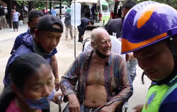 72-year-old man lost in the jungle for three days survived totally alone