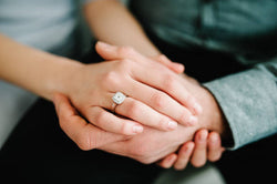 The keys to choosing an engagement ring well