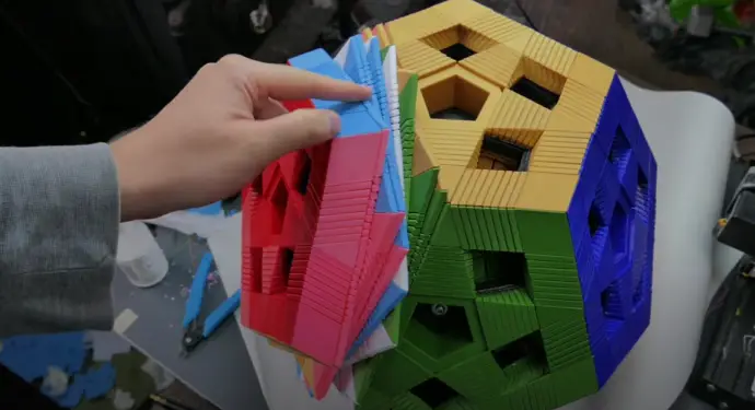 This is the 4800-piece Rubik's Cube that could take you a lifetime to put together